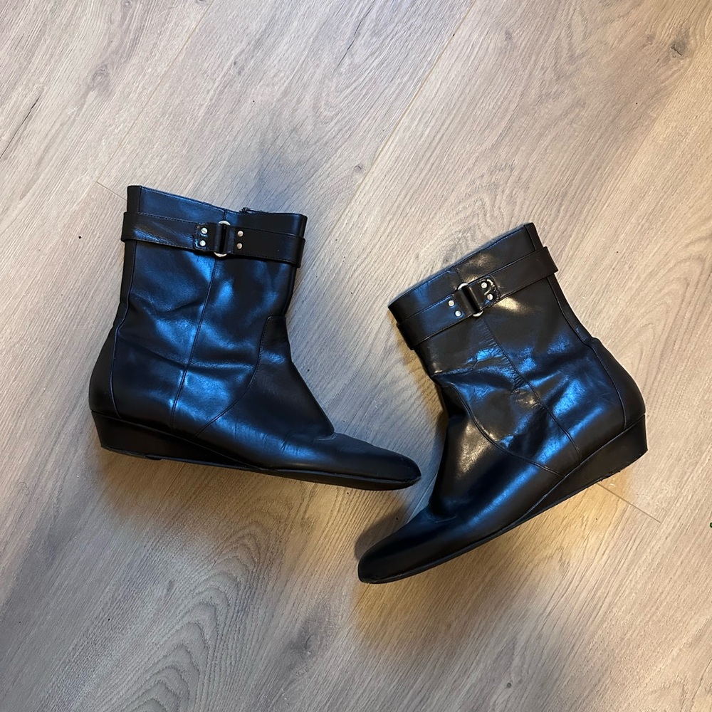 Black leather Enzo Angiolini ankle boots with small wedge heel and buckle detail